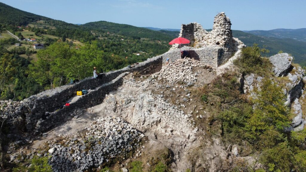 Тврђава Милешевац. Фотографија је власништво Републичког завода за заштиту споменика културе.